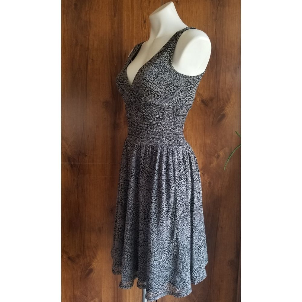 Express Ruched Dress - Picture 2 of 6